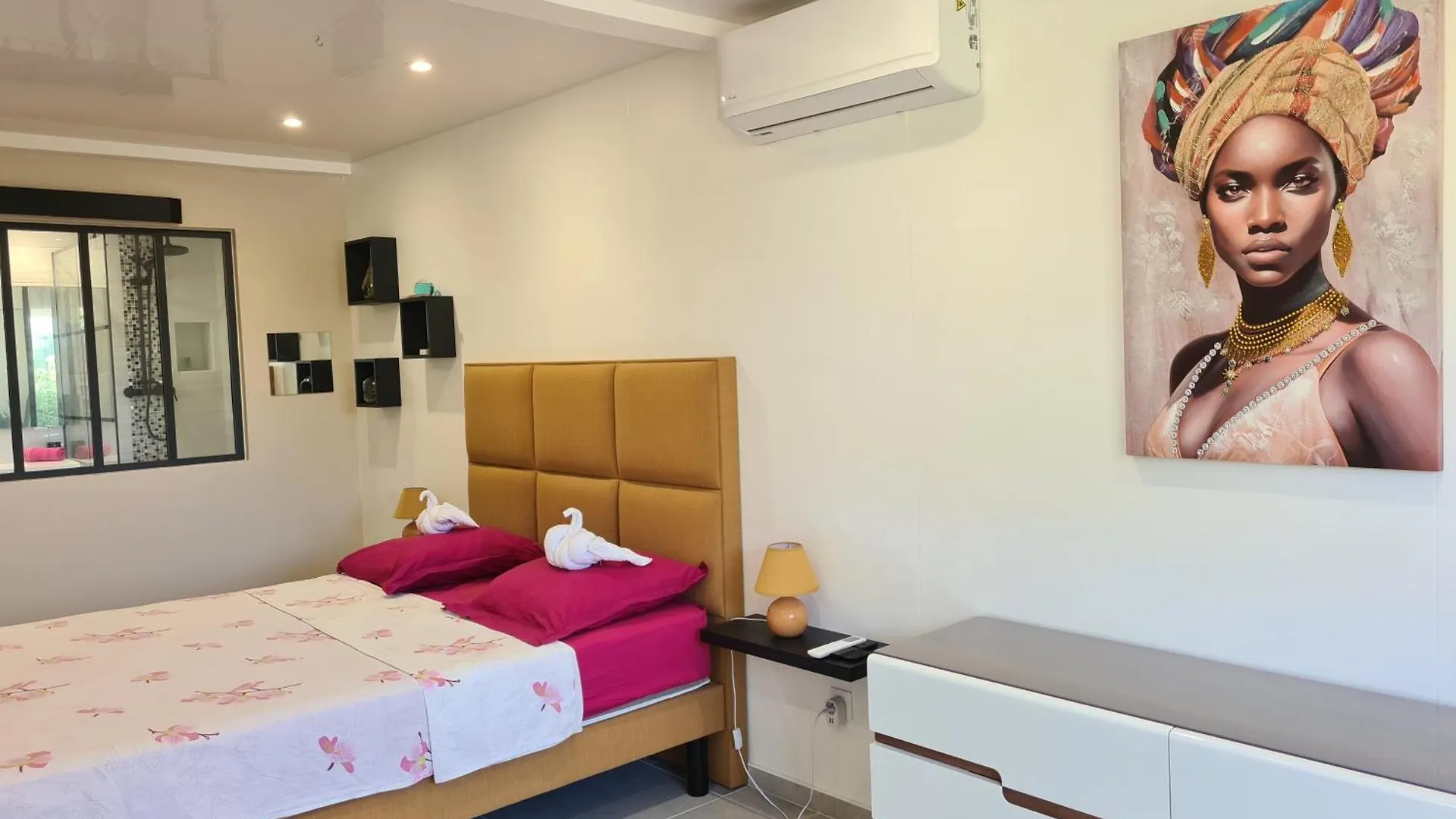 Rainbow Du Diamant Chambre Privee Le Diamant Bed & Breakfast